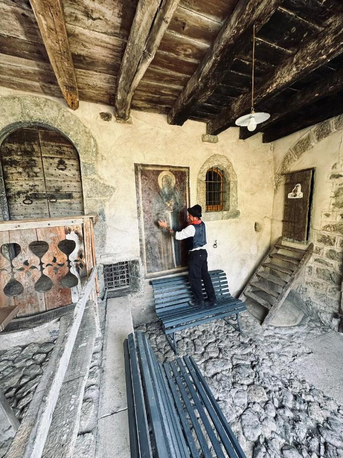 Dossena Dimora Storica Al Lac Conte Tomaselli Villa Madonna della Costa ภายนอก รูปภาพ